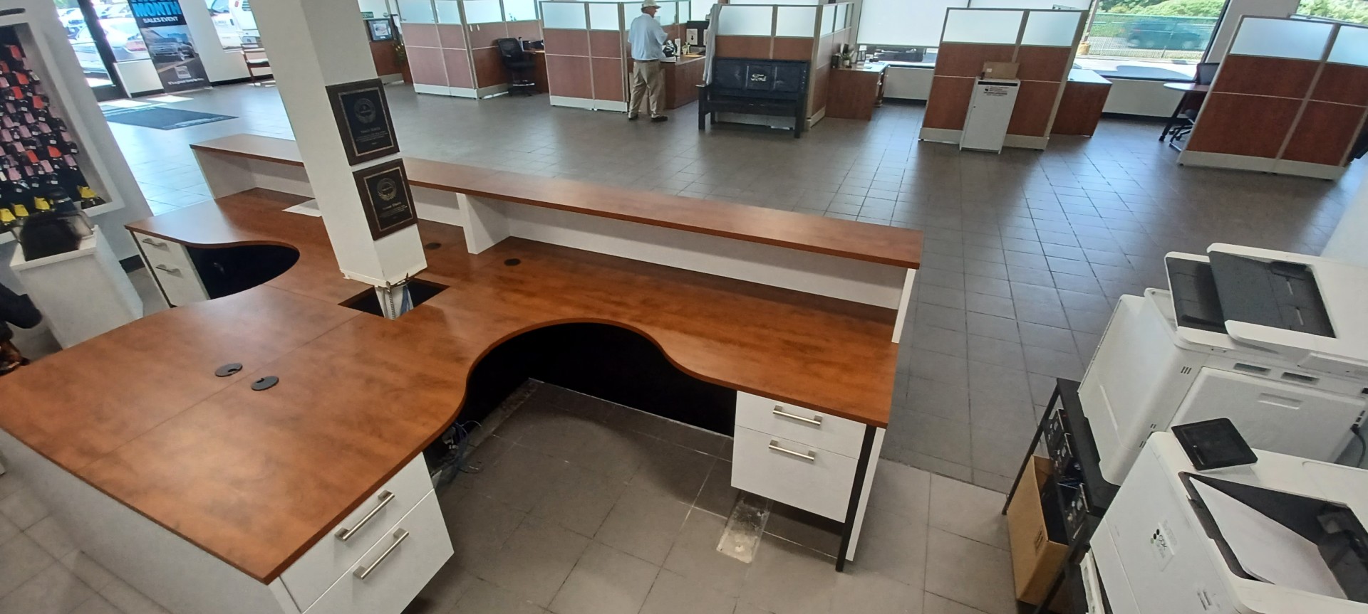 Portsmouth Ford  Sales Manager Stations