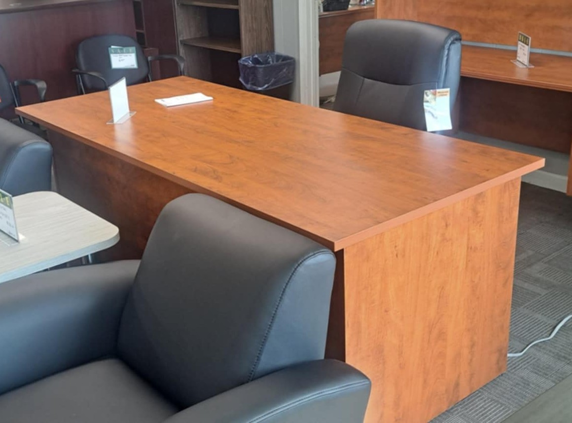 IOF CUSTOM ADJ HEIGHT DESK - SUMMERFLAME