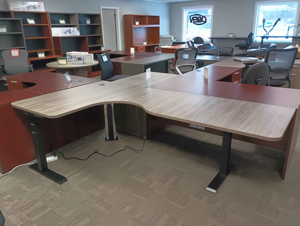 CLOSEOUT NEW IOF ELECTRIC HEIGHT DESK 52X96