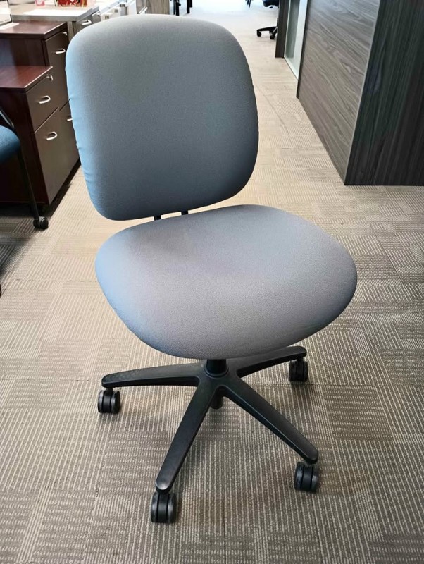 PRE-OWNED HON CHAIR